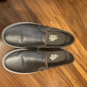 Vans sneakers size 9